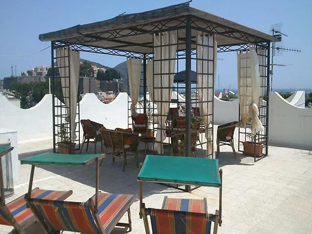 فندق مبيت وإفطار Alba Chiara 3*